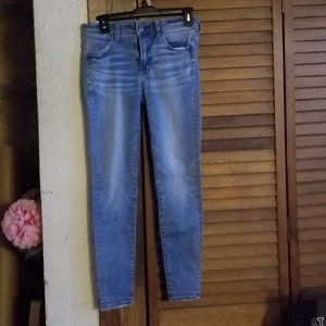 AEO size 4 super stretch skinny jeans